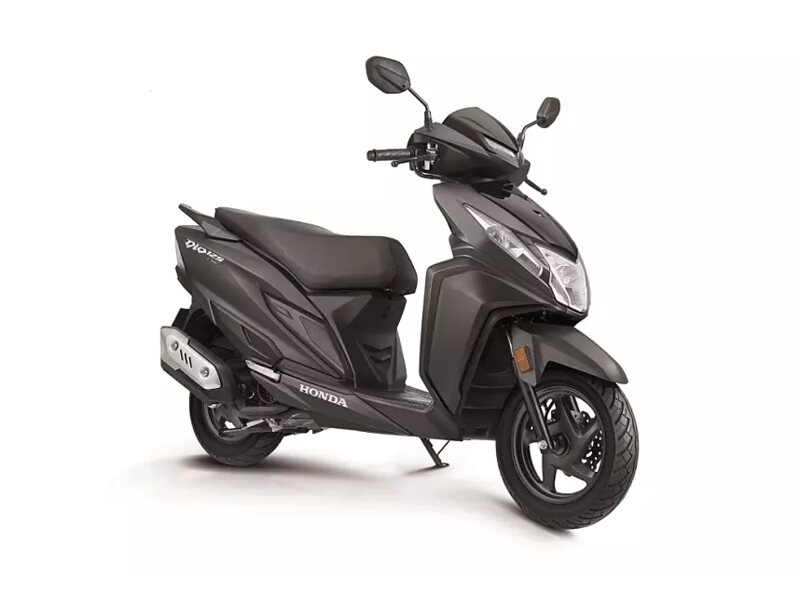 Honda Dio scooter available to rent in Bengaluru